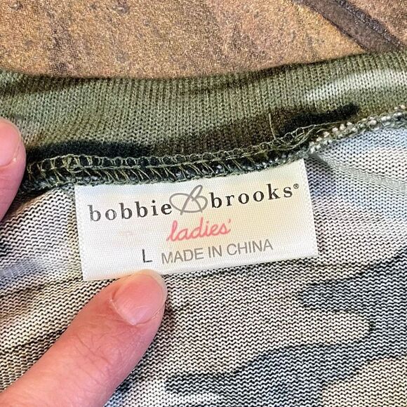 Bobbie Brooks Ladies Soft Camouflage Long Sleeve Top Large - Picture 7 of 8